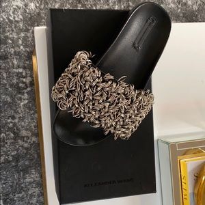 Alexander Wang 38.5 “Suki” silver ring pool slide